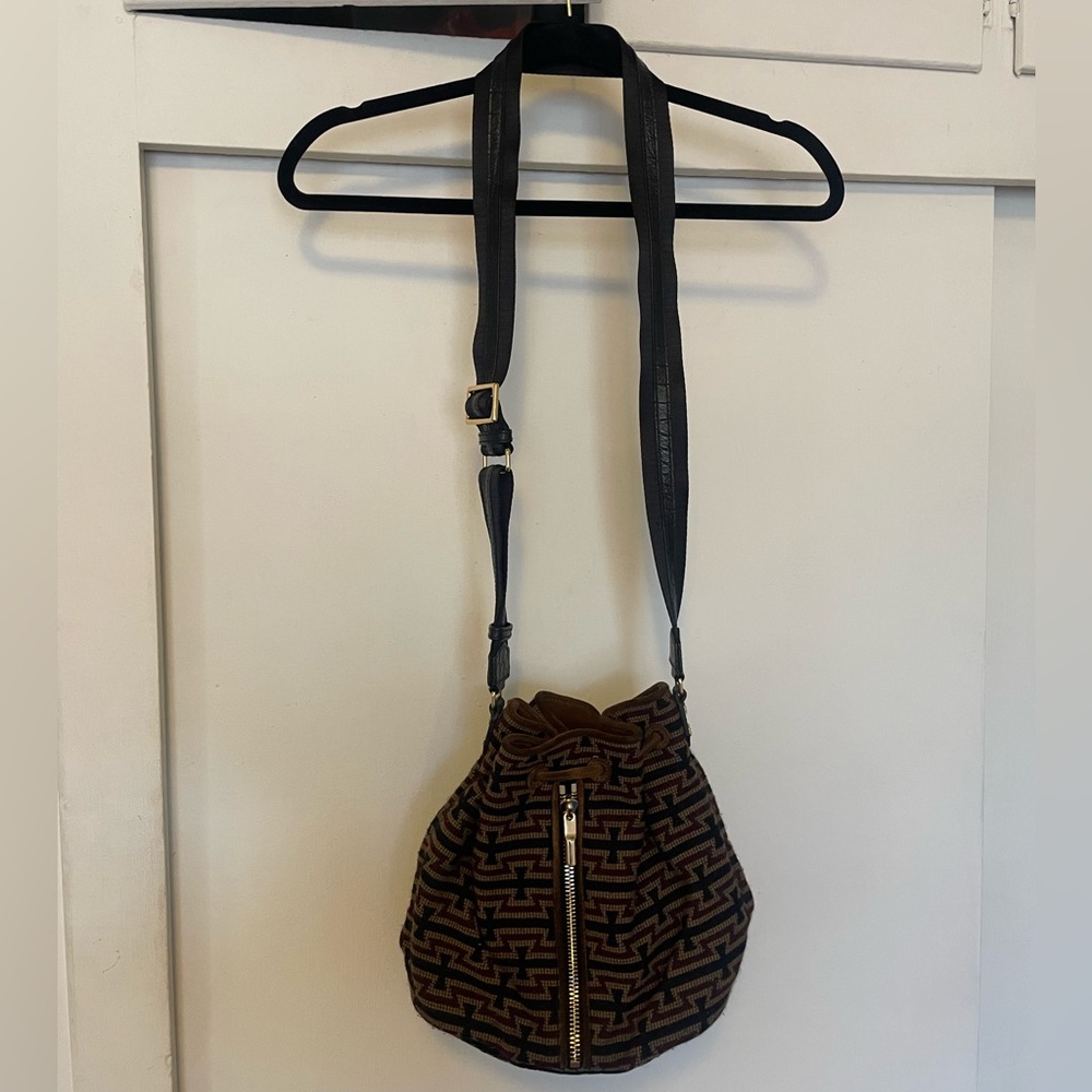 Elizabeth and James Cinnie bucket purse